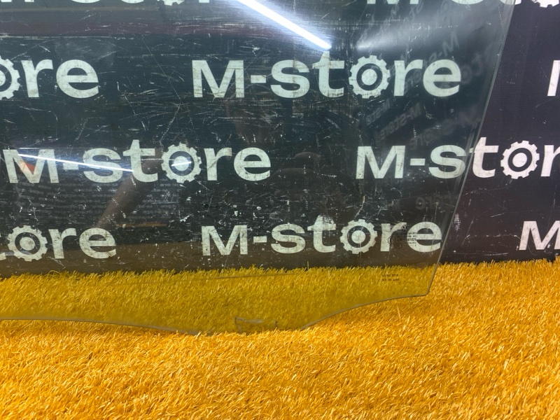 Стекло боковое, 1500 рублей, Красноярск