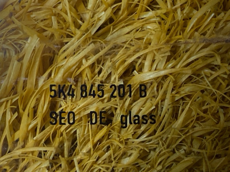 Стекло боковое, 1500 рублей, Красноярск