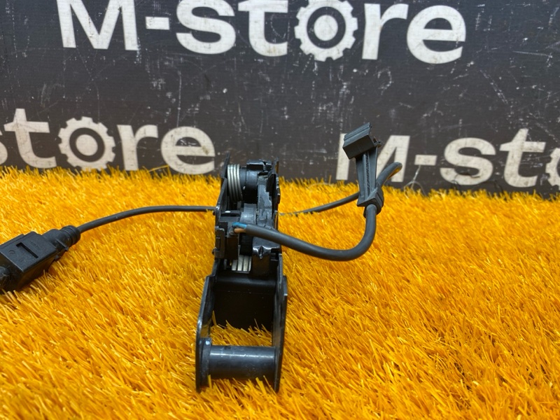 замок капота, 500 рублей, Красноярск