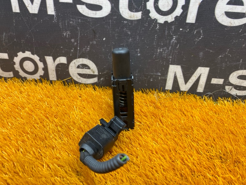 замок капота, 2000 рублей, Красноярск