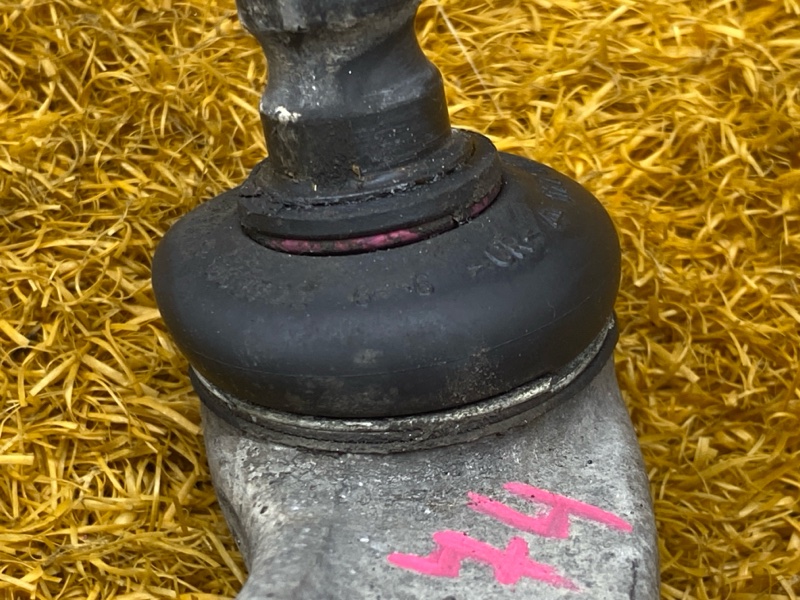 Рычаг подвески верхний, 2000 рублей, Красноярск