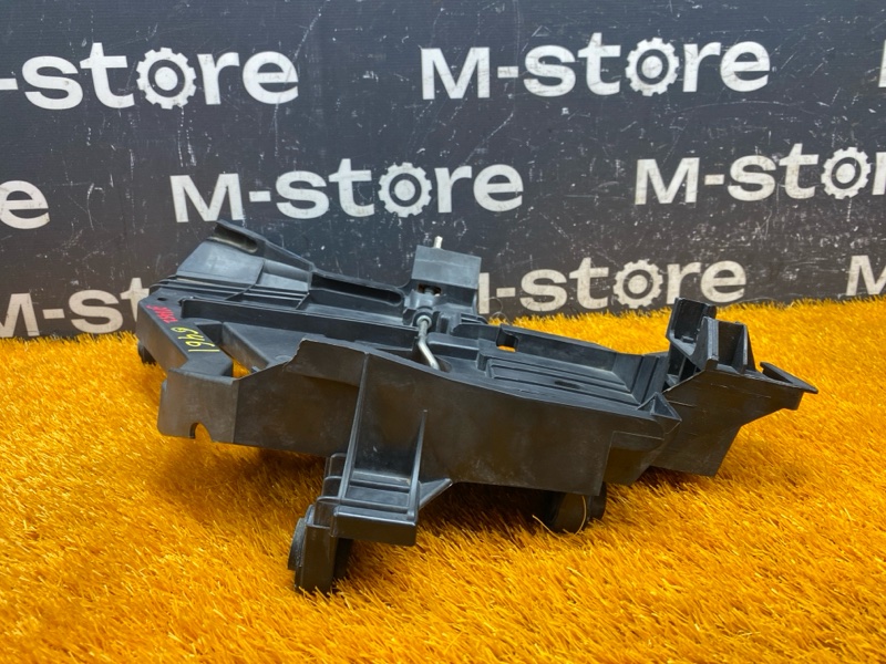 кронштейн фары, 6000 рублей, Красноярск