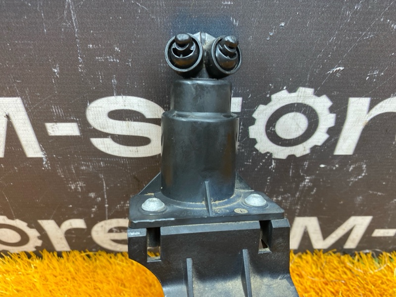 Форсунка омывателя фары, 2000 рублей, Красноярск