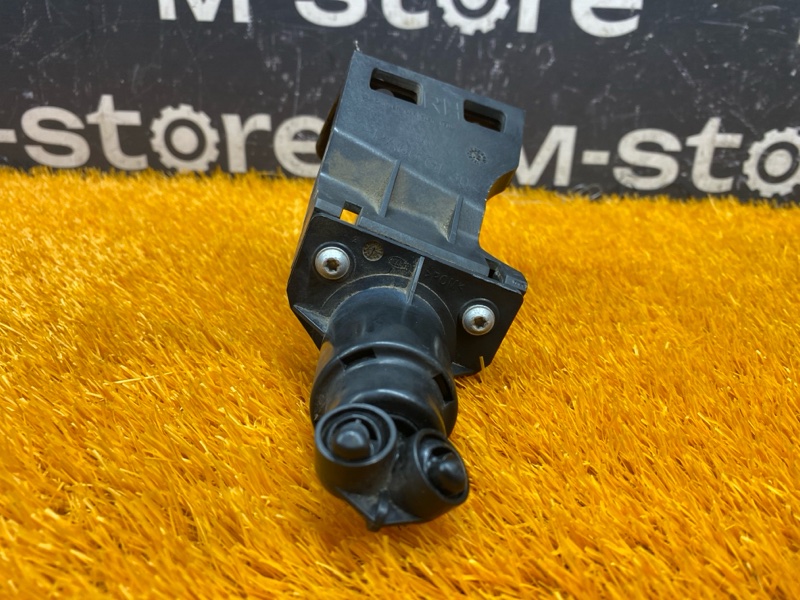 Форсунка омывателя фары, 2000 рублей, Красноярск