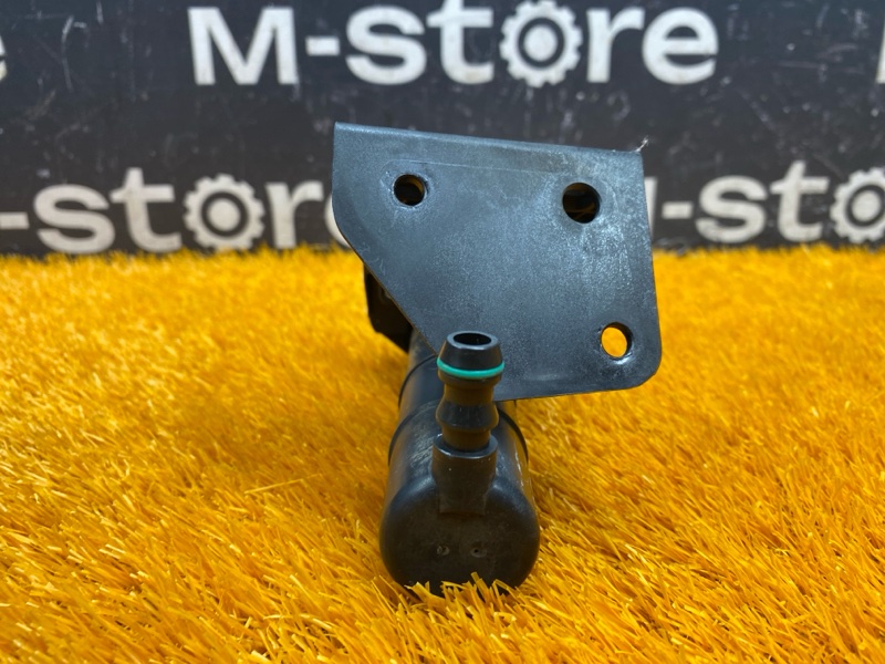 Форсунка омывателя фары, 2000 рублей, Красноярск