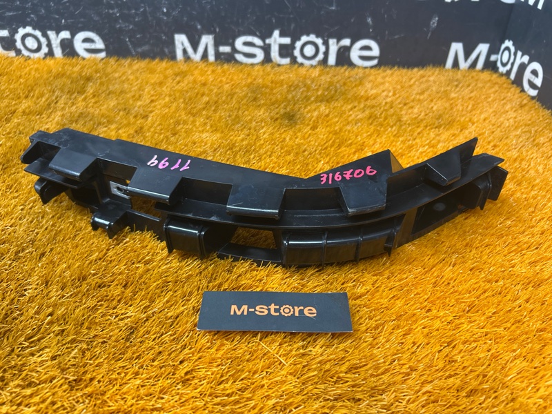 крепление бампера, 300 рублей, Красноярск