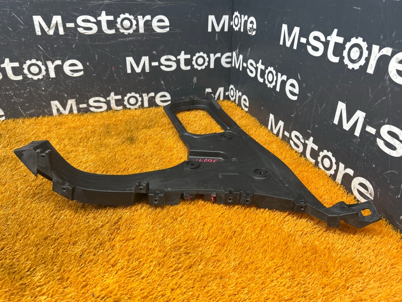 крепление бампера, 800 рублей, Красноярск