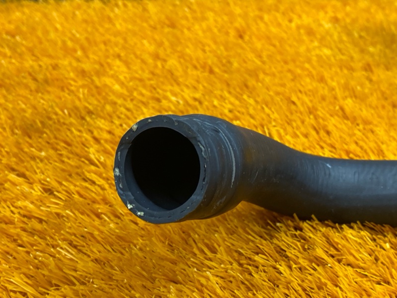 Патрубок системы охлаждения, 2000 рублей, Красноярск