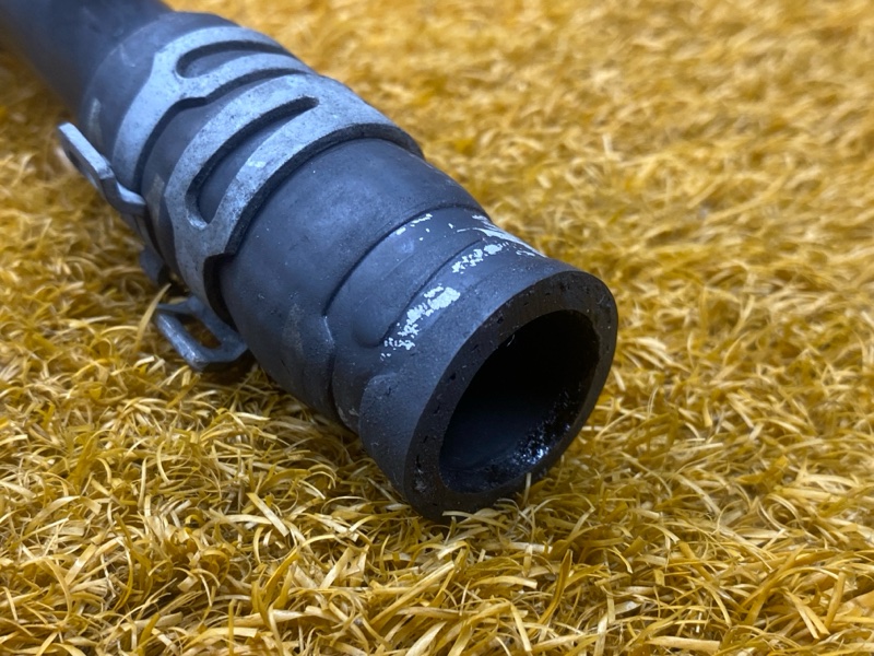 Патрубок системы охлаждения, 1000 рублей, Красноярск