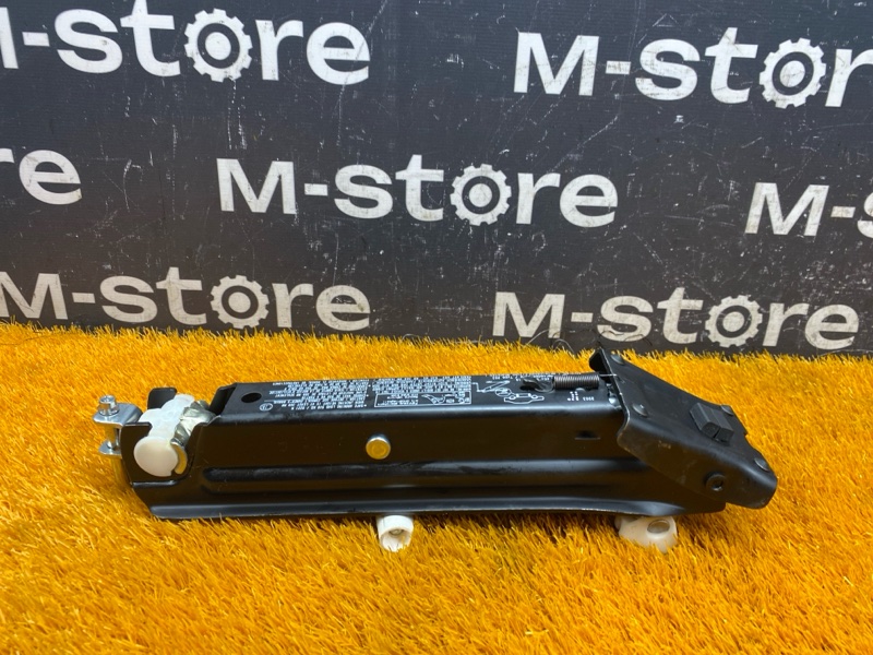 домкрат, 3000 рублей, Красноярск