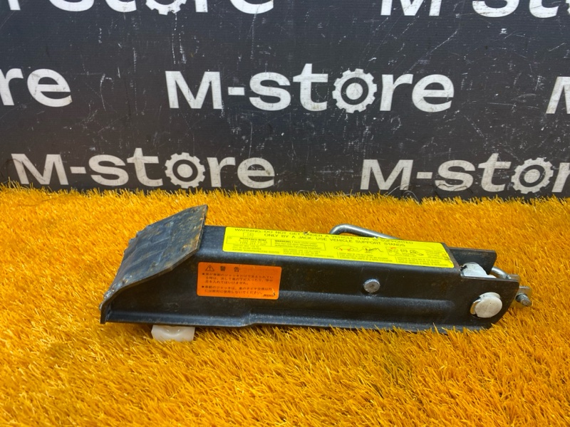 домкрат, 3000 рублей, Красноярск