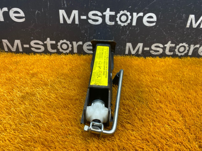 домкрат, 3000 рублей, Красноярск