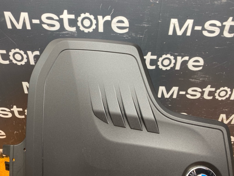 крышка двигателя, 1000 рублей, Красноярск