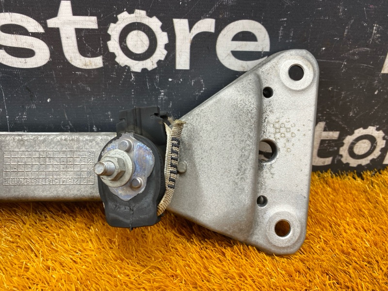 Кронштейн КПП, 2000 рублей, Красноярск