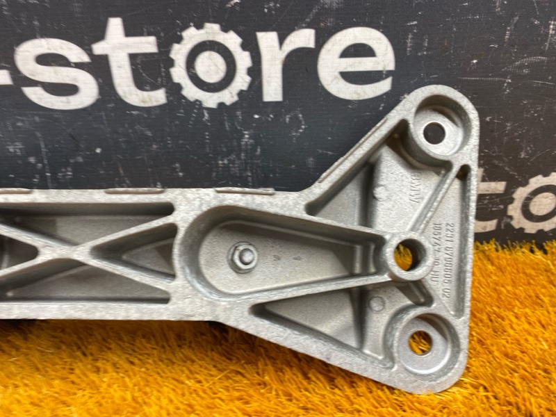 Кронштейн КПП, 2000 рублей, Красноярск