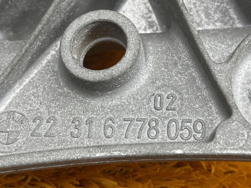 Кронштейн КПП, 1000 рублей, Красноярск