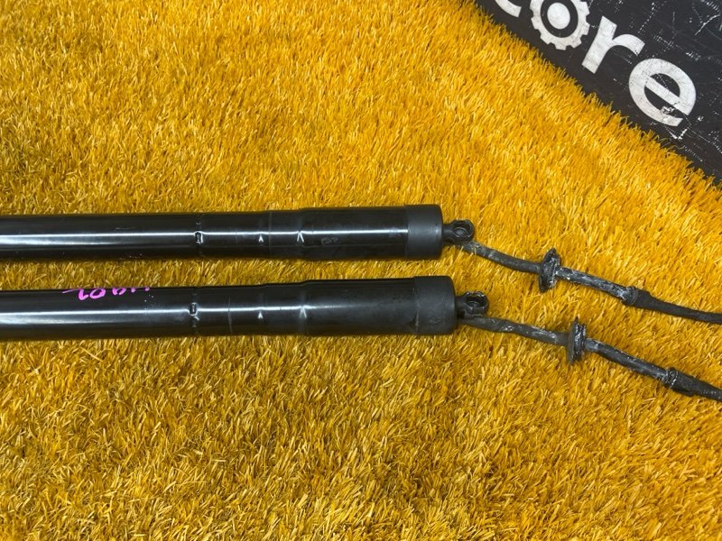 амортизатор багажника, 20000 рублей, Красноярск