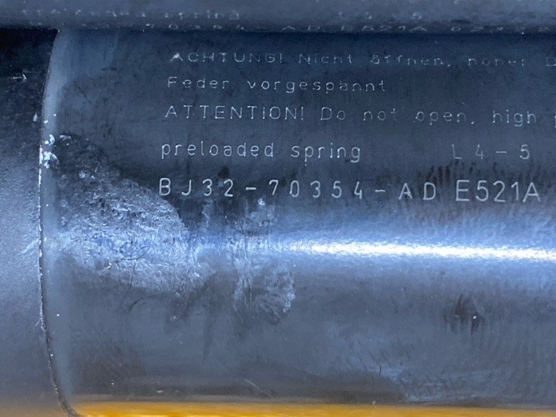 амортизатор багажника, 20000 рублей, Красноярск