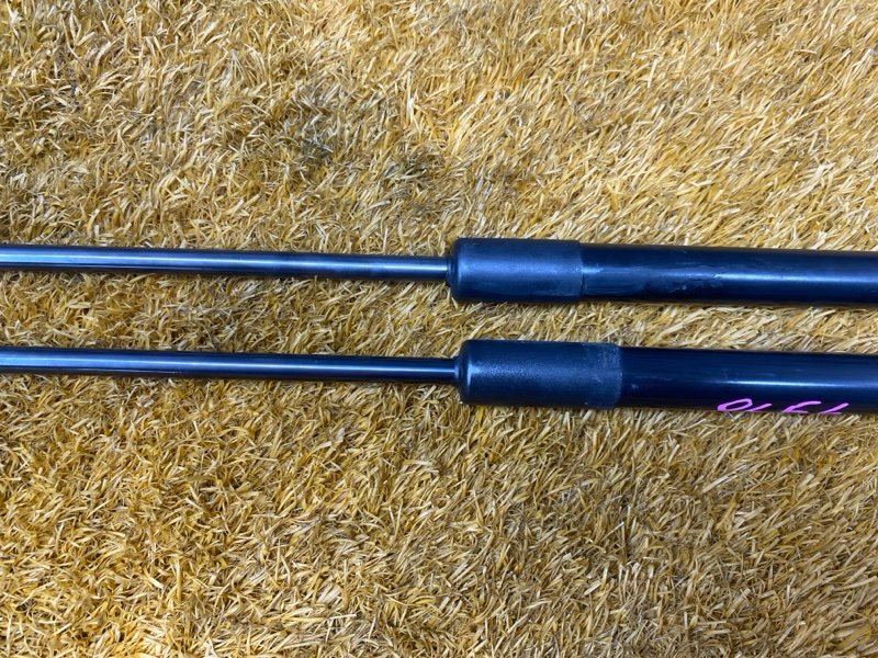 амортизатор капота, 900 рублей, Красноярск