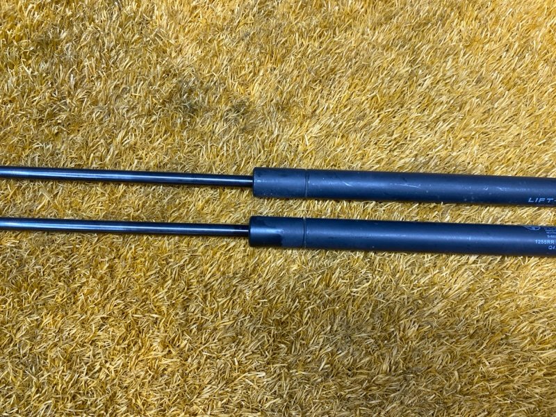 амортизатор капота, 1000 рублей, Красноярск