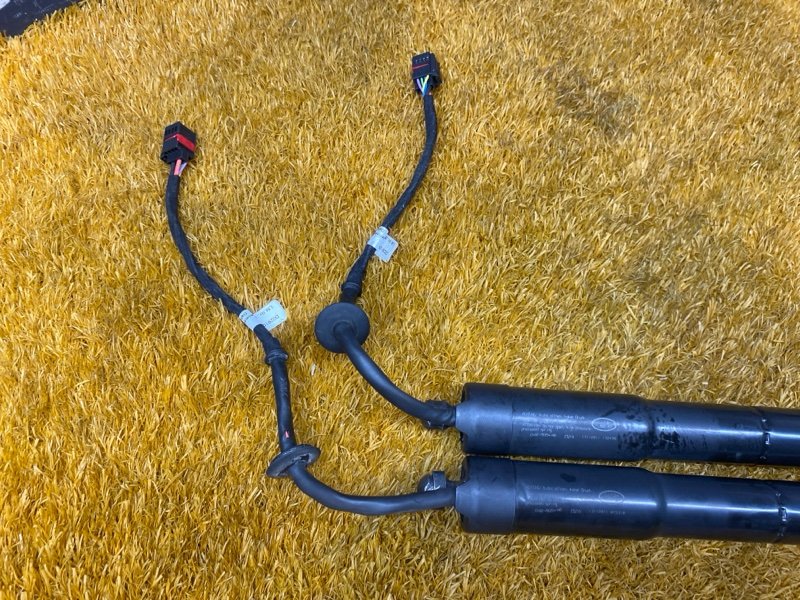 амортизатор багажника, 18000 рублей, Красноярск