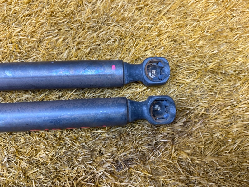 амортизатор багажника, 600 рублей, Красноярск