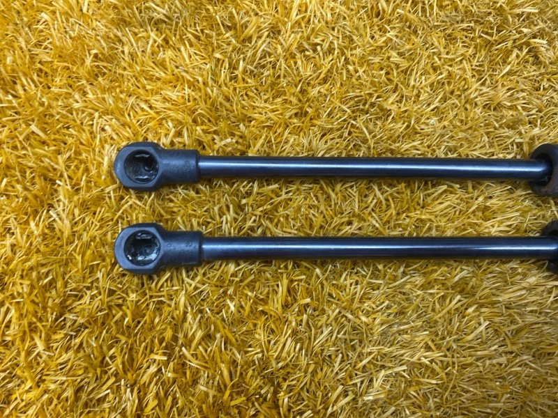 амортизатор капота, 1000 рублей, Красноярск