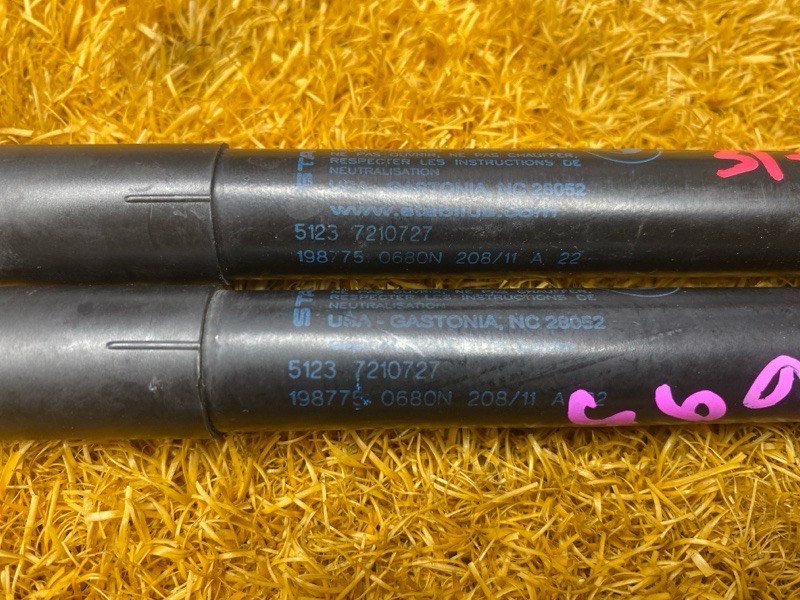 амортизатор капота, 1000 рублей, Красноярск