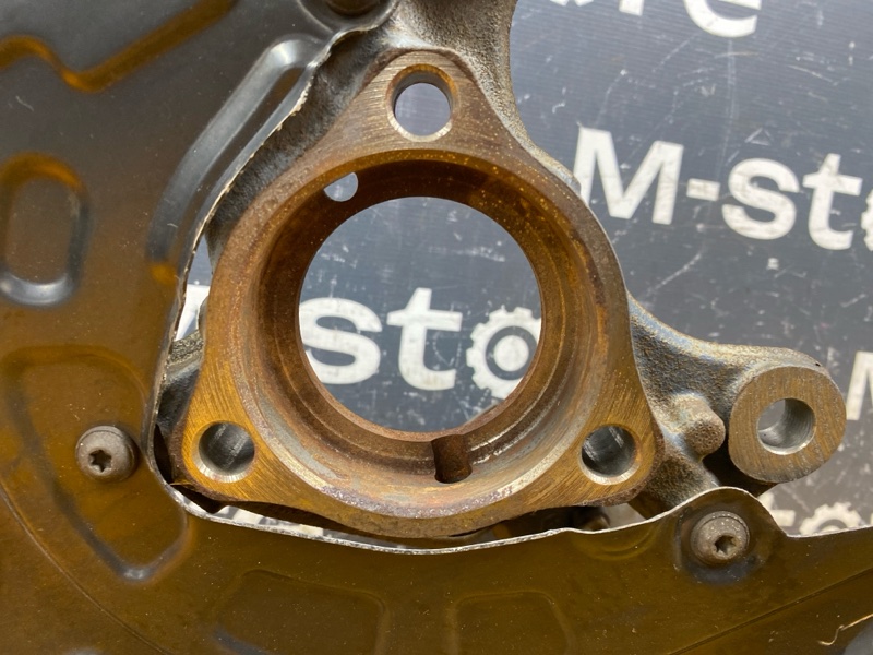 кулак поворотный, 6500 рублей, Красноярск