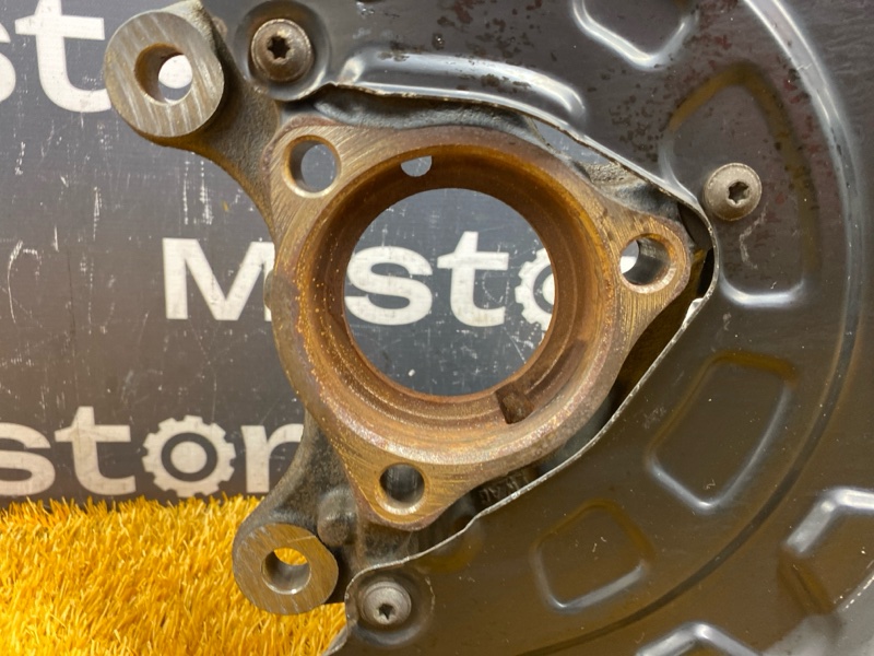 кулак поворотный, 5000 рублей, Красноярск