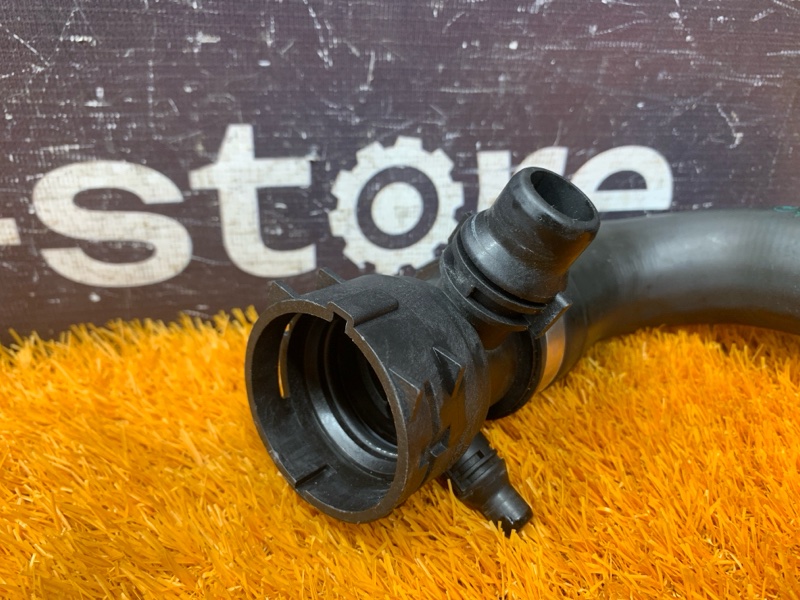 Патрубок радиатора верхний, 2000 рублей, Красноярск