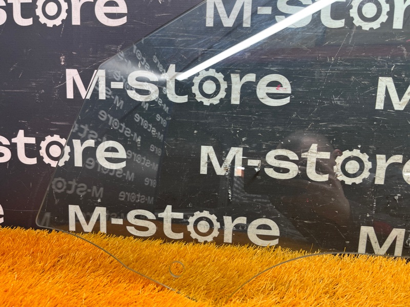 Стекло боковое, 1500 рублей, Красноярск