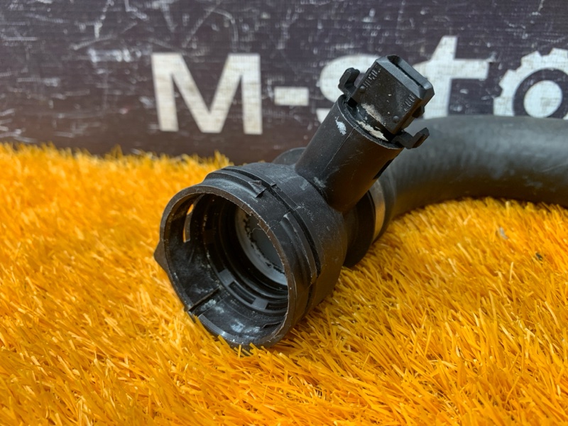 Патрубок радиатора нижний, 500 рублей, Красноярск