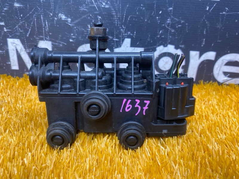 Блок клапанов пневмоподвески, 4500 рублей, Красноярск