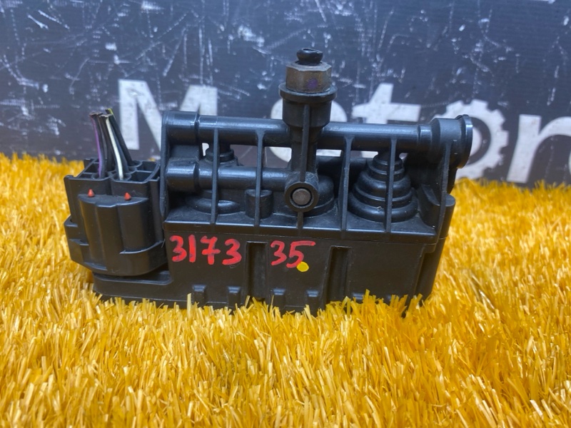 Блок клапанов пневмоподвески, 4500 рублей, Красноярск