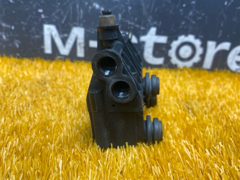 Блок клапанов пневмоподвески, 4500 рублей, Красноярск