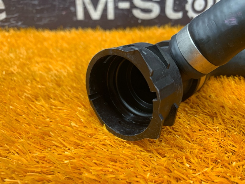 Патрубок радиатора верхний, 3500 рублей, Красноярск