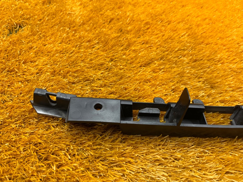 крепление бампера, 300 рублей, Красноярск