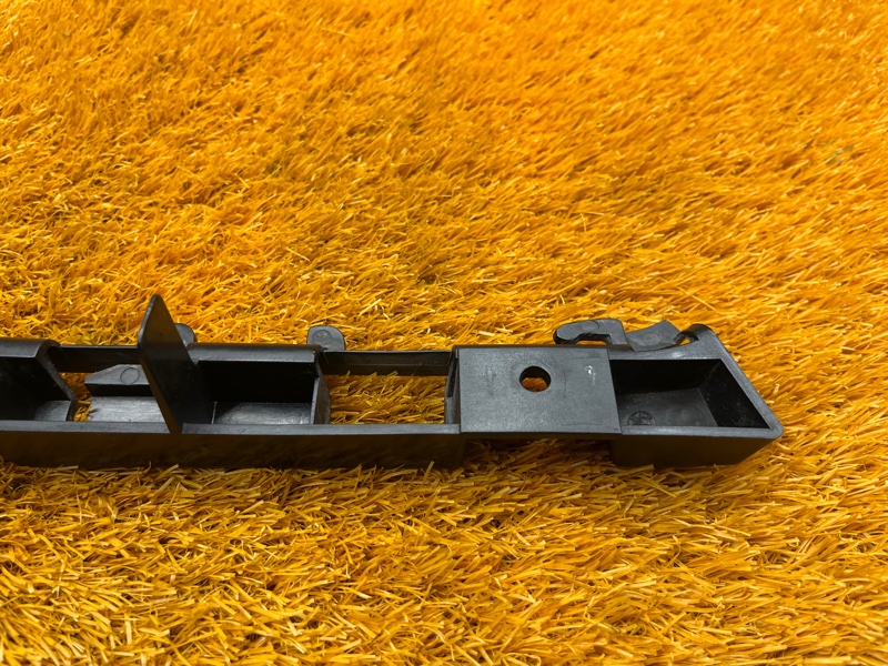 крепление бампера, 300 рублей, Красноярск