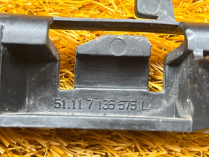 крепление бампера, 300 рублей, Красноярск