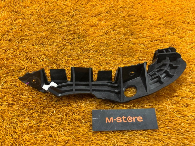 крепление бампера, 1200 рублей, Красноярск