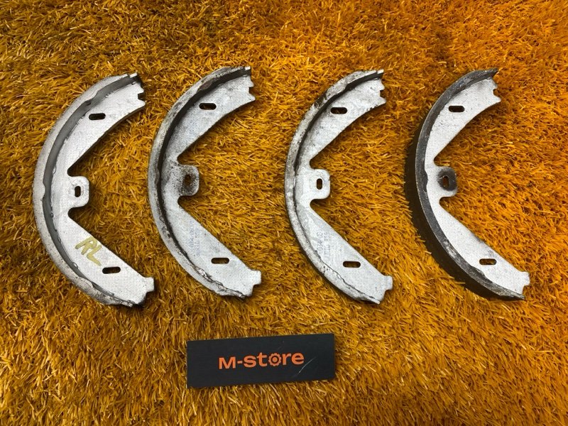 Колодки ручника, 1000 рублей, Красноярск