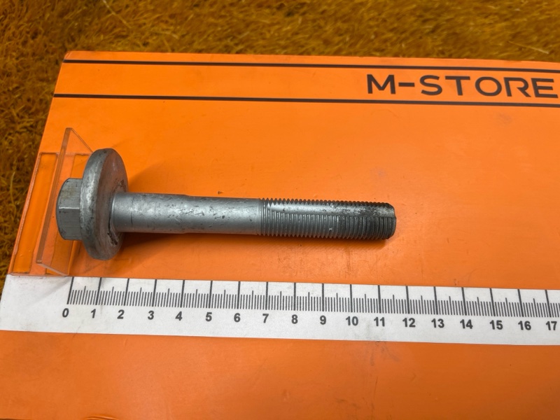 Болт развальный, 1000 рублей, Красноярск