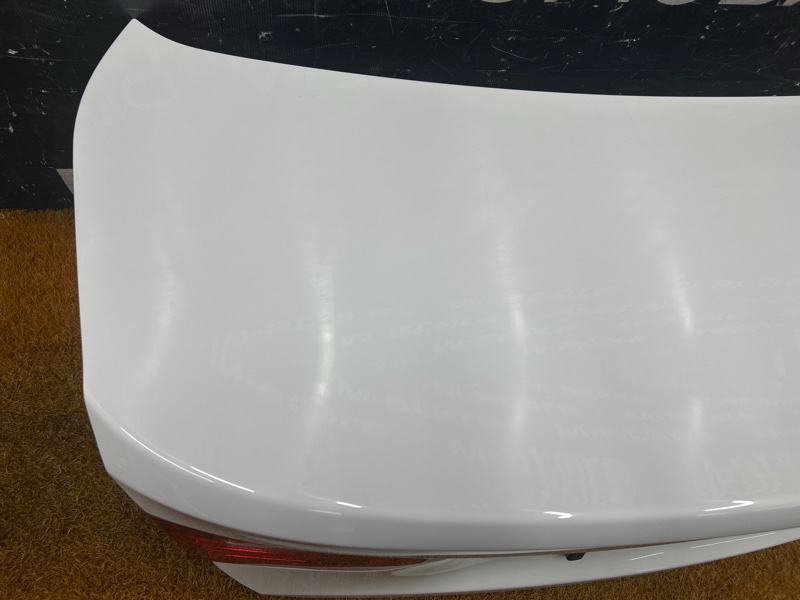 крышка багажника, 10000 рублей, Красноярск