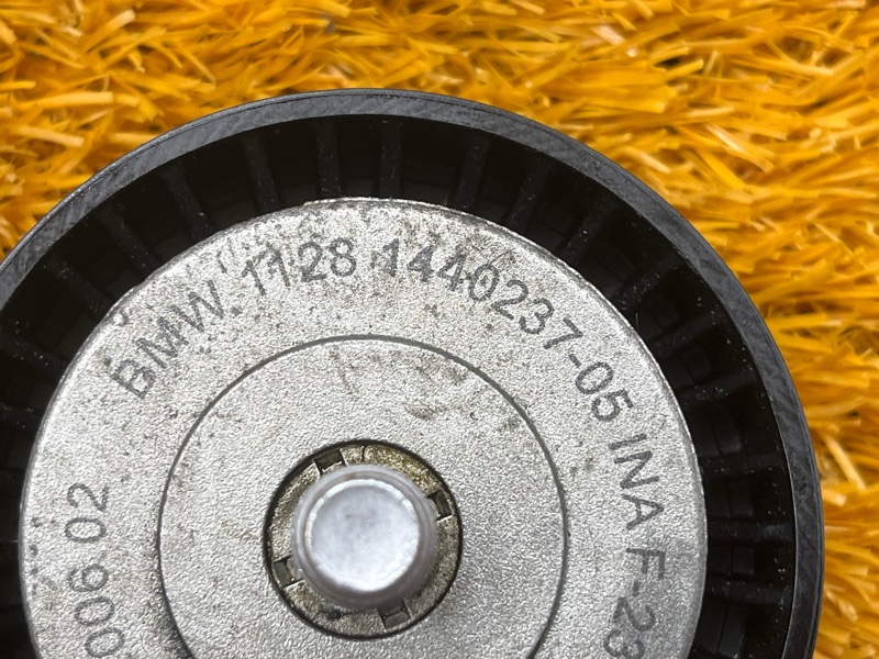 ролик обводной, 500 рублей, Красноярск