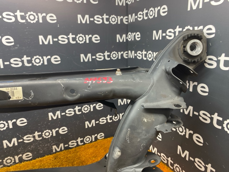 Балка поперечная (подрамник), 32000 рублей, Красноярск