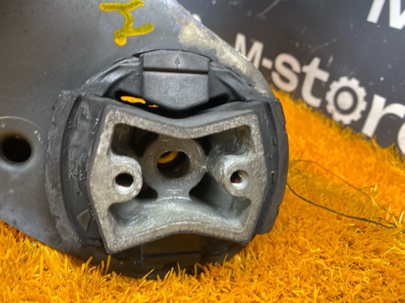 Балка поперечная (подрамник), 32000 рублей, Красноярск