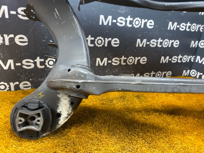 Балка поперечная (подрамник), 32000 рублей, Красноярск