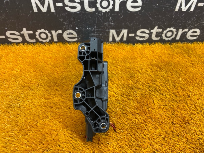 педаль газа, 2000 рублей, Красноярск