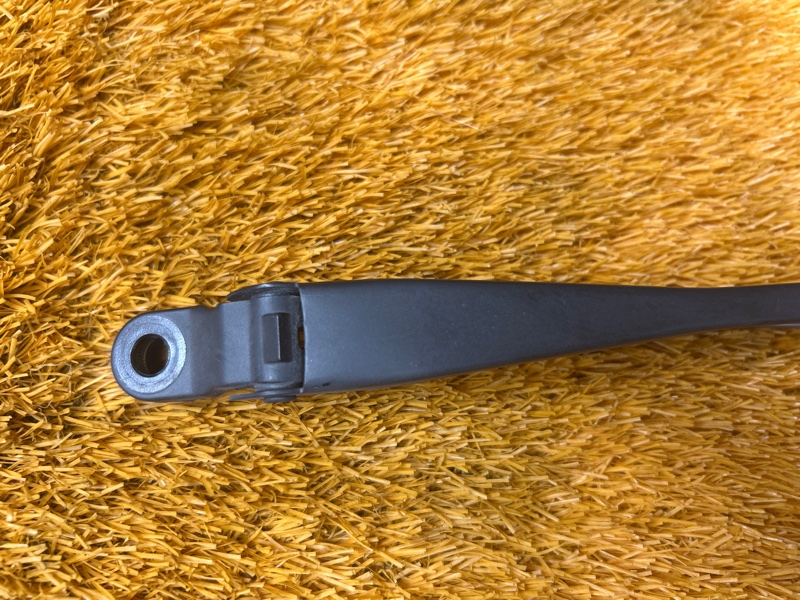 поводок стеклоочистителя, 2000 рублей, Красноярск